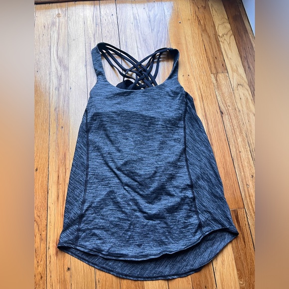 LULULEMON Black Grey Cross Strappy Open Back Sports Bra Tank Top Gym Shirt 6 - Picture 1 of 2